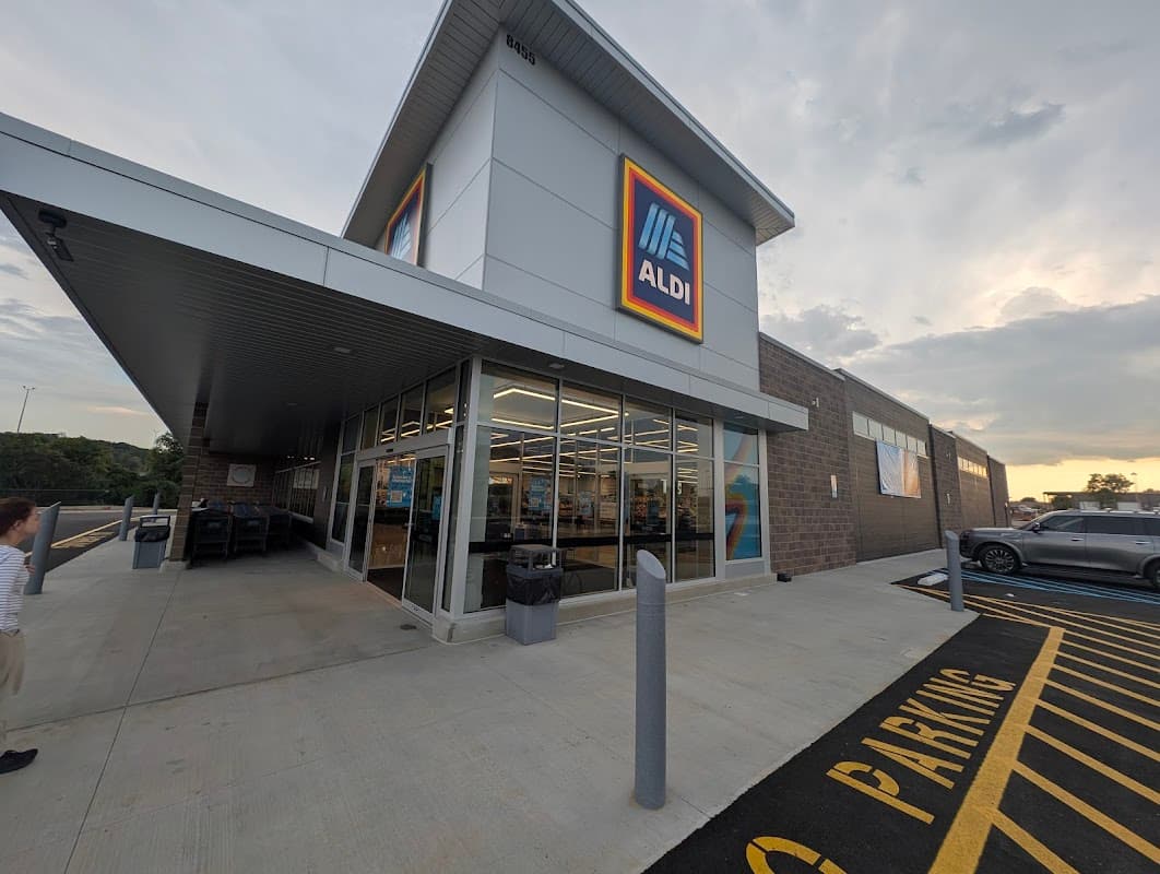Aldi Madison Blvd storefront