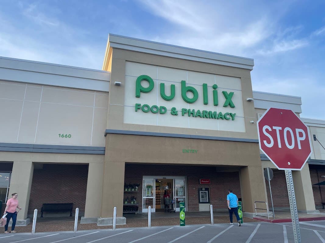 Publix Village Shoppes storefront